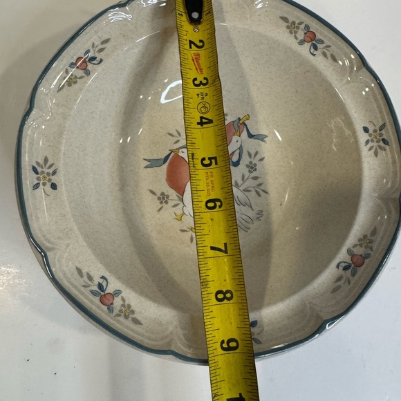 Vintage International Stoneware Bowl Goose Fruit Flowers Ribbon Beige Blue Pink - Picture 7 of 8